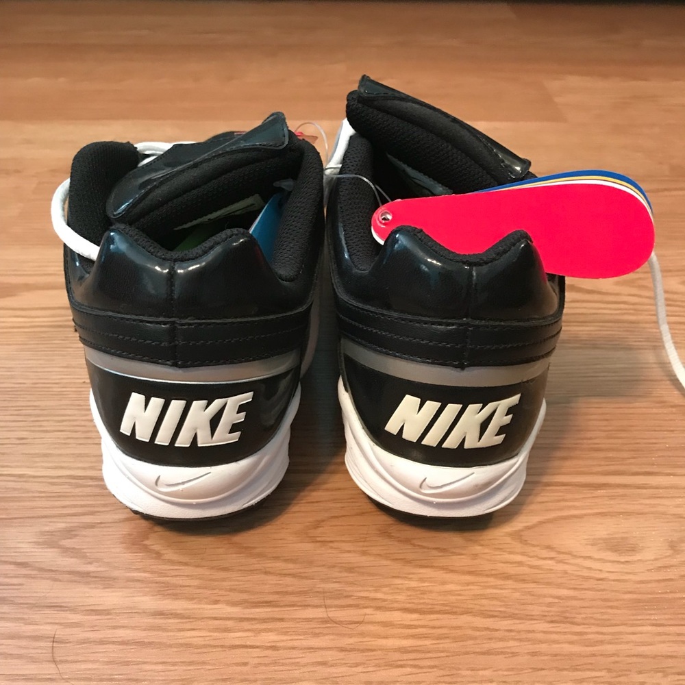 Women’s Nike cleats size 8.5